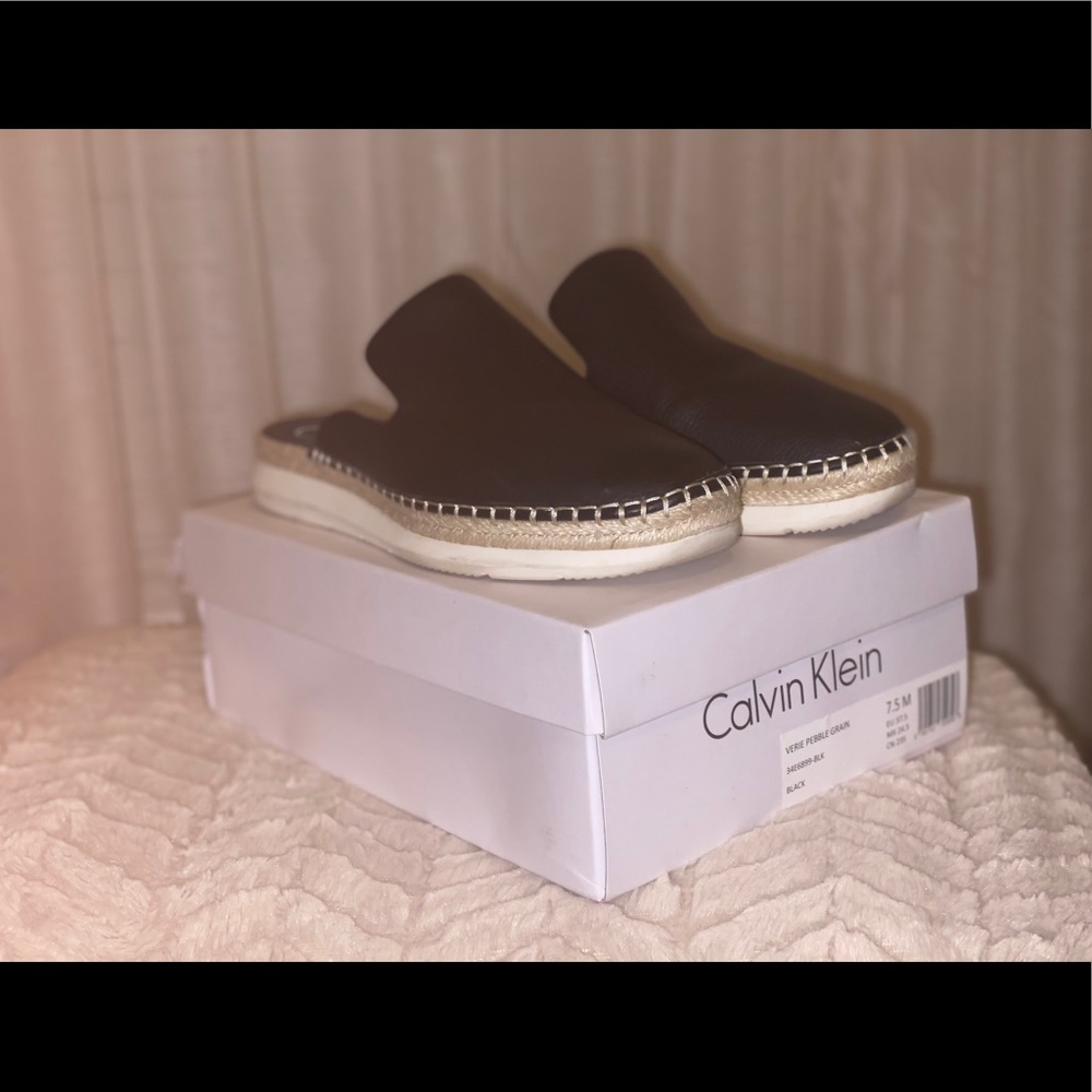 Calvin Klein Verie Mule with box